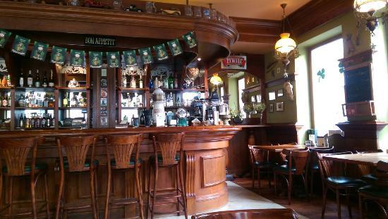 Corner Pub